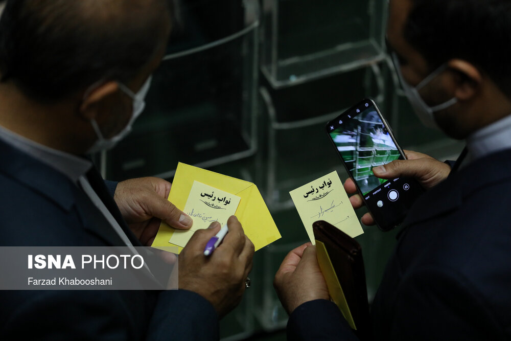 تصاویر: جلسه علنی مجلس پنج شنبه ۸ خرداد