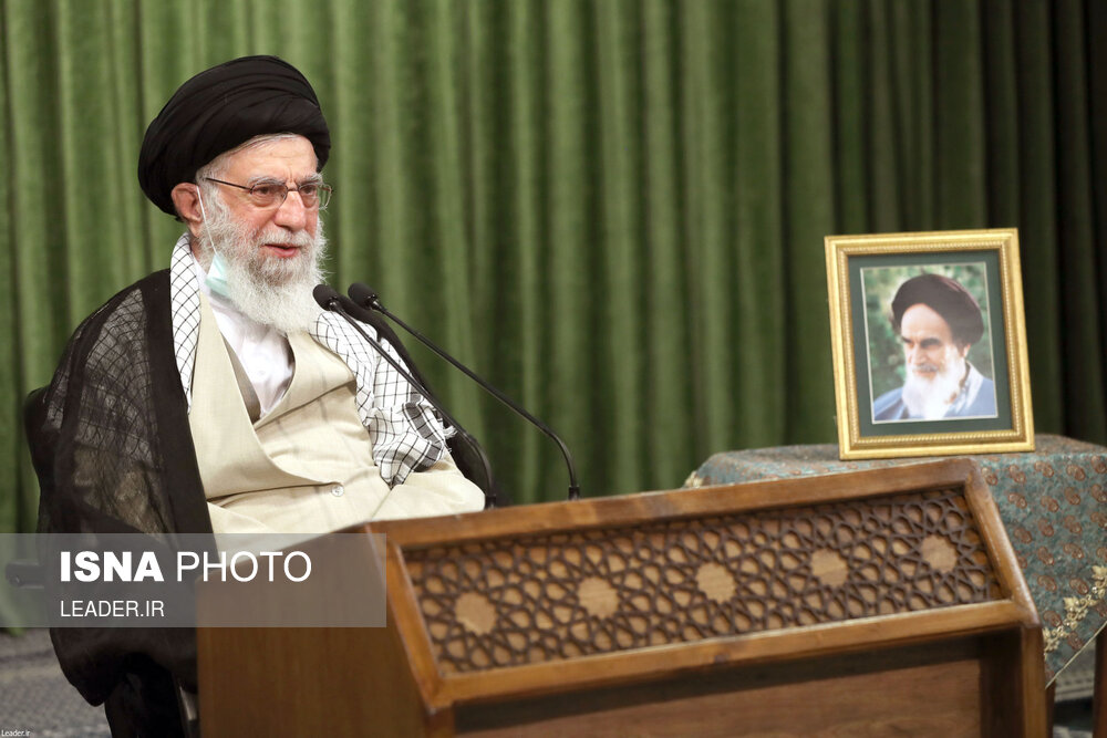 تصاویر: ارتباط تصویری نمایندگان مجلس شورای اسلامی با مقام معظم رهبری