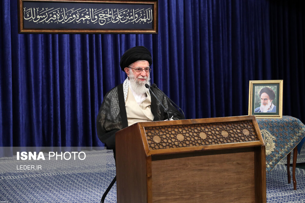 تصاویر: سخنرانی تلویزیونی مقام معظم رهبری به مناسبت عید قربان