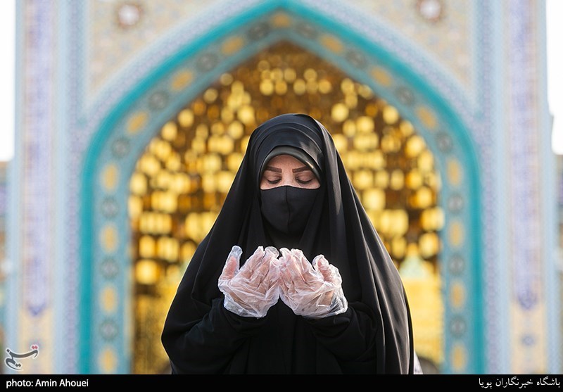 تصاویر: اقامه نماز عید قربان در امامزاده پنج تن لویزان