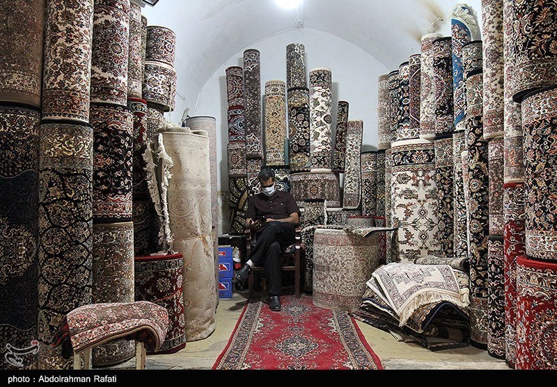 تصاویر: کسادی بازار سنتی فرش همدان در سایه کرونا