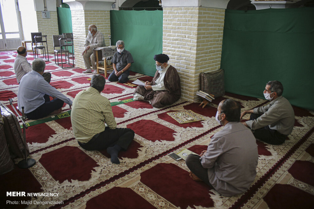 تصاویر: نماز جماعت در مسجد فُرط، قدمگاه امام رضا (ع)