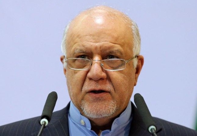 زنگنه: آمریکا می گوید محموله بنزین ایران را توقیف کرده اما اگرچه محموله ها از ایران رفته بود اما نه کشتی ها ایرانی بود نه محموله برای ایران بود / محموله، بنزین ایران بود که به مشتری فروخته شده بود