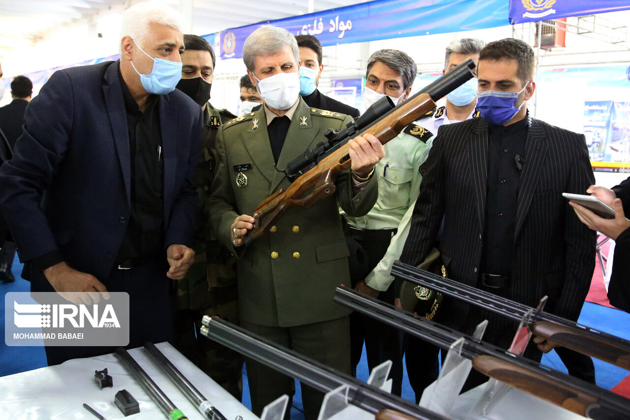 تصاویر: افتتاح نمایشگاه نهضت قطعه سازی