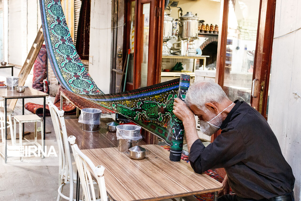 تصاویر: سیاهپوش شدن بازار تبریز