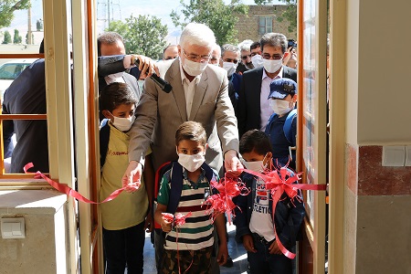ساخت 12 مدرسه در استان لرستان توسط بانک&zwnj; پاسارگاد