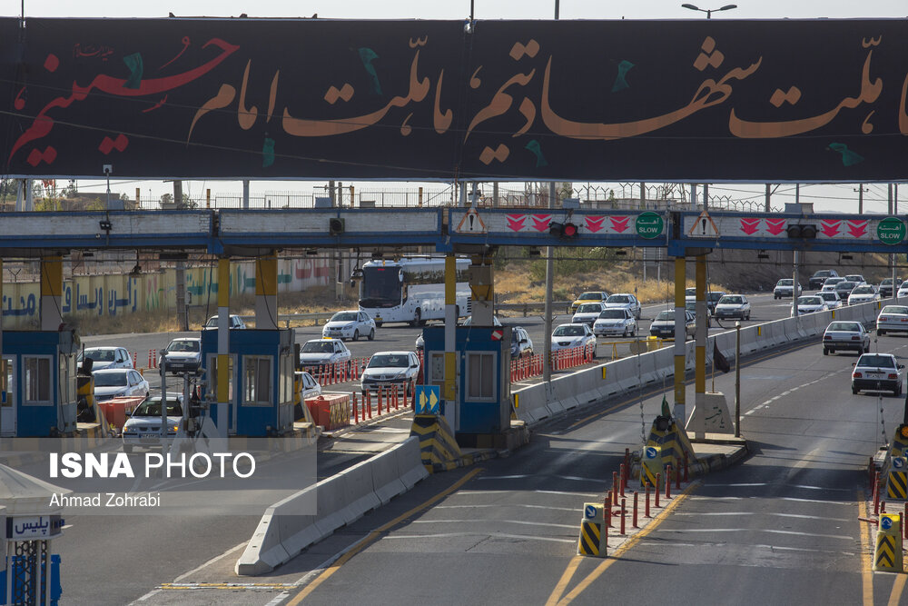تصاویر: ورودی اتوبان تهران - قم در شروع تعطیلات