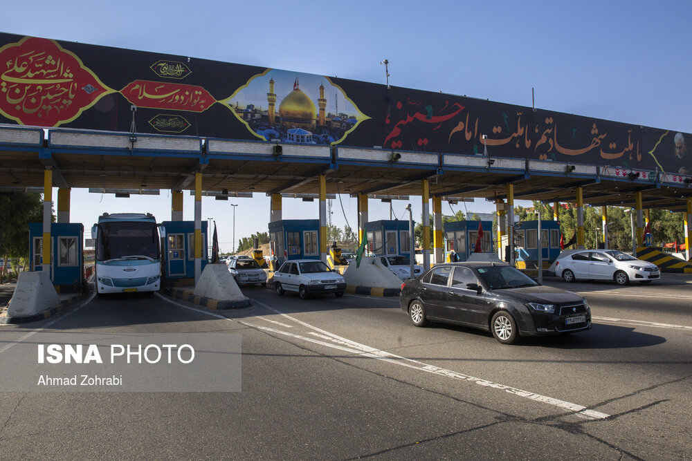 تصاویر: ورودی اتوبان تهران - قم در شروع تعطیلات