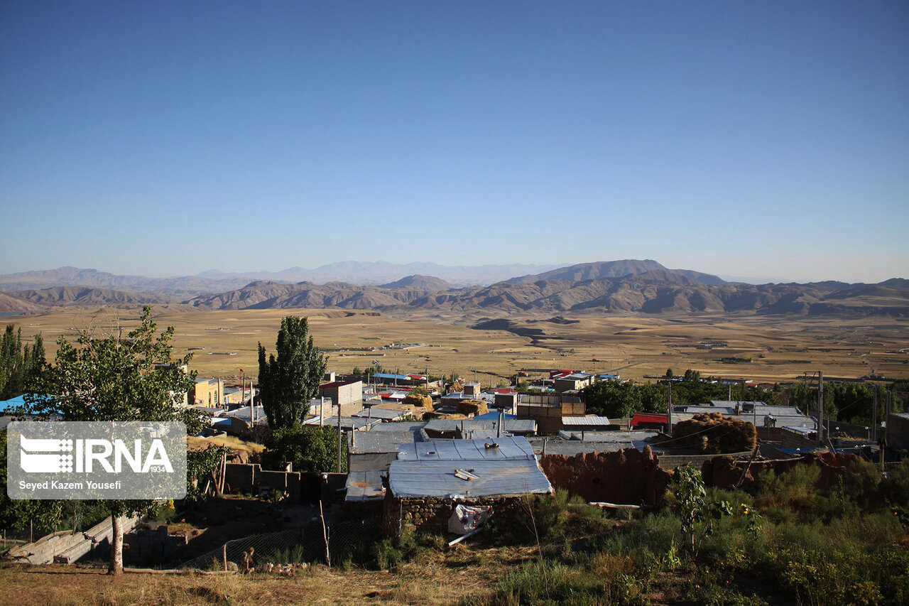 تصاویر: افتتاح طرح آب لوله کشی روستای آغداش