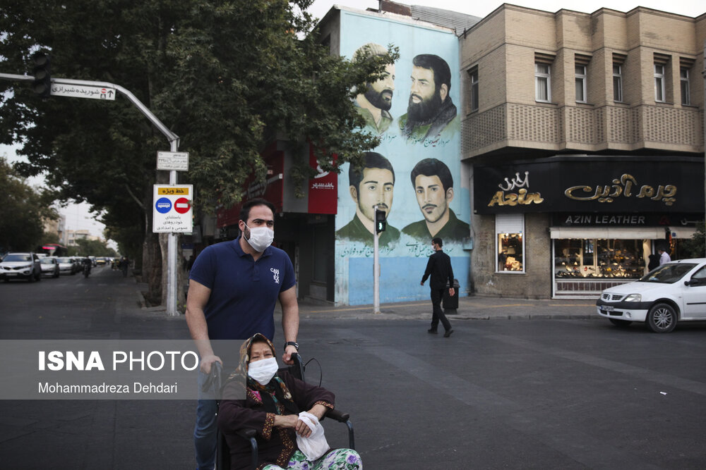 تصاویر: رنگ شهادت بر دیوارهای شهر راز
