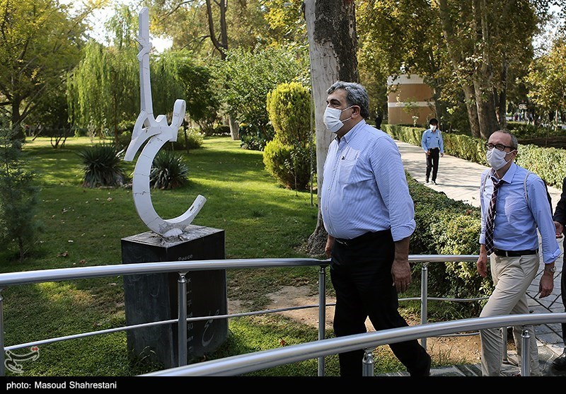 تصاویر: دوچرخه سواری شهردار تهران با سفرای چند کشور