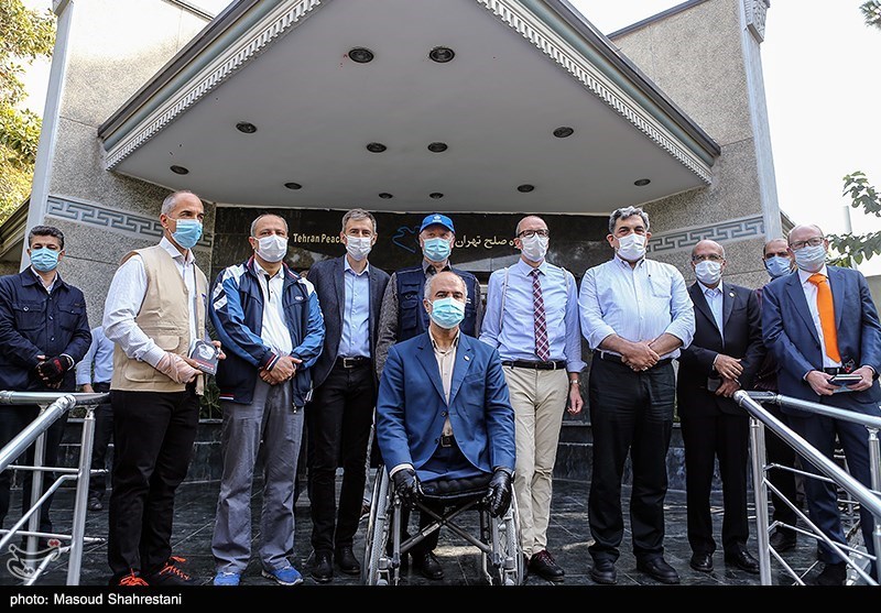 تصاویر: دوچرخه سواری شهردار تهران با سفرای چند کشور