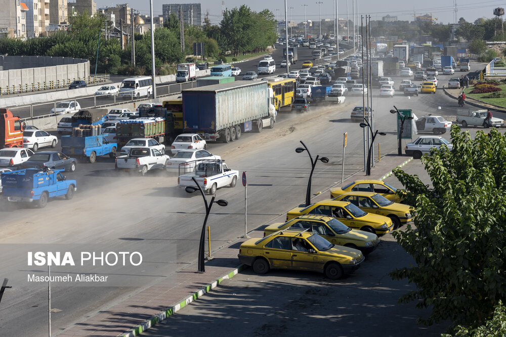 تصاویر: کنترل محدودیت عبور و مرور خودروها در ورودی&zwnj;های کرج