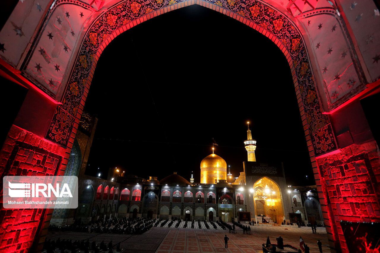 تصاویر: آیین خطبه&zwnj;خوانی شام شهادت حضرت امام رضا (ع)