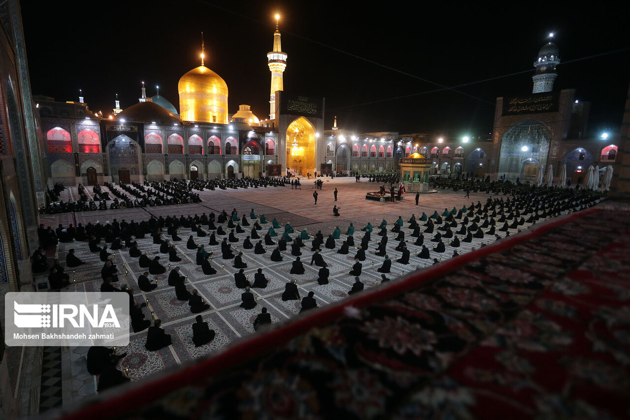 تصاویر: آیین خطبه&zwnj;خوانی شام شهادت حضرت امام رضا (ع)