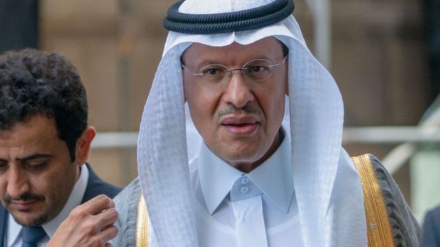 واکنش وزیر انرژی عربستان به احتمال ازسرگیری صادرات نفت ایران: هر وضعیتی پیش بیاید، اوپک آن را مدیریت می کند / در وضعیت مشابه قبلی درباره لیبی و ایران نیز همین کار را انجام دادیم واکنش وزیر انرژی عربستان به احتمال ازسرگیری صادرات نفت ایران: هر وضعیتی پیش بیاید، اوپک آن را مدیریت می کند / در وضعیت مشابه قبلی درباره لیبی و ایران نیز همین کار را انجام دادیم