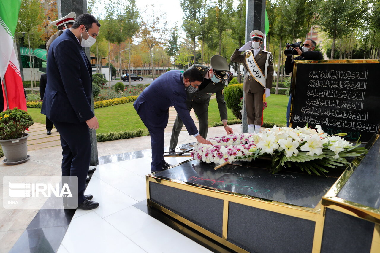 تصاویر: دیدار وزیر دفاع عراق با وزیر دفاع ایران