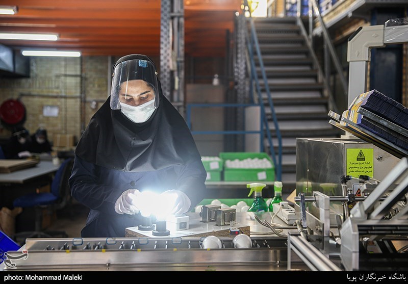 تصاویر: کارخانه تولید لوازم روشنایی