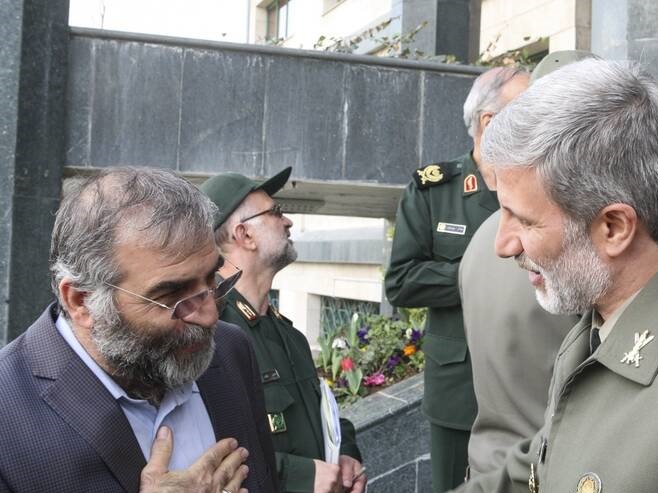 الخلیج آنلاین: به احتمال زیاد ایران ترور فخری زاده را در یک کشور سوم که منافع اسرائیل نیز در آنجا باشد، پاسخ میدهد الخلیج آنلاین: به احتمال زیاد ایران ترور فخری زاده را در یک کشور سوم که منافع اسرائیل نیز در آنجا باشد، پاسخ میدهد