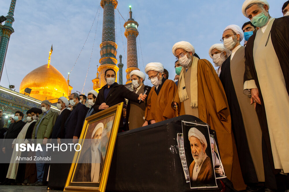 تصاویر: تشییع پیکر آیت الله محمد یزدی در قم