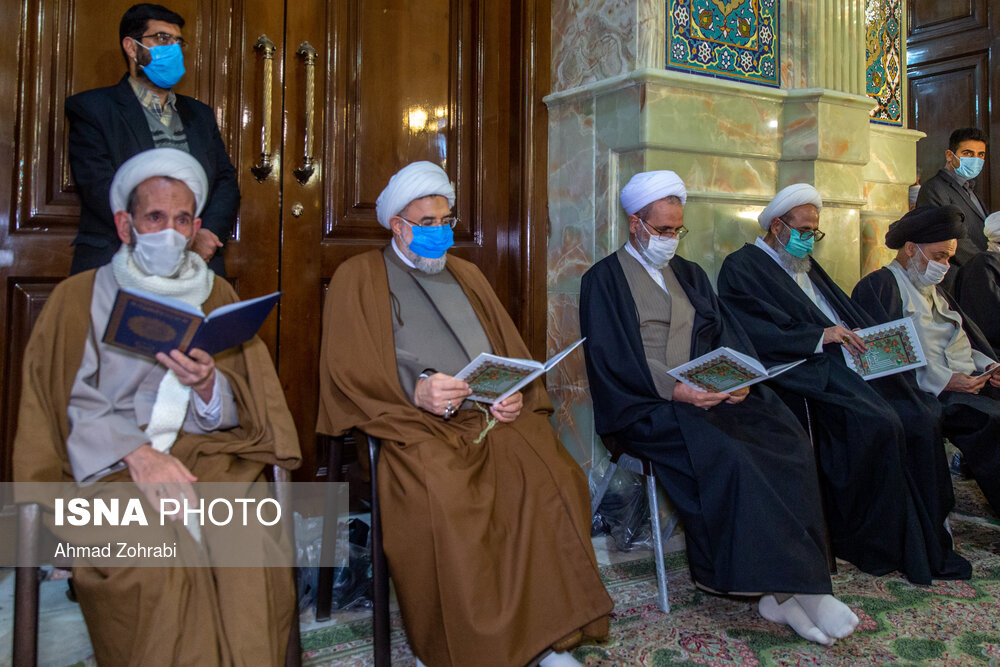 تصاویر: تشییع پیکر آیت الله محمد یزدی در قم