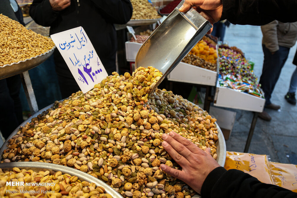 تصاویر: بازار تهران در آستانه شب یلدا