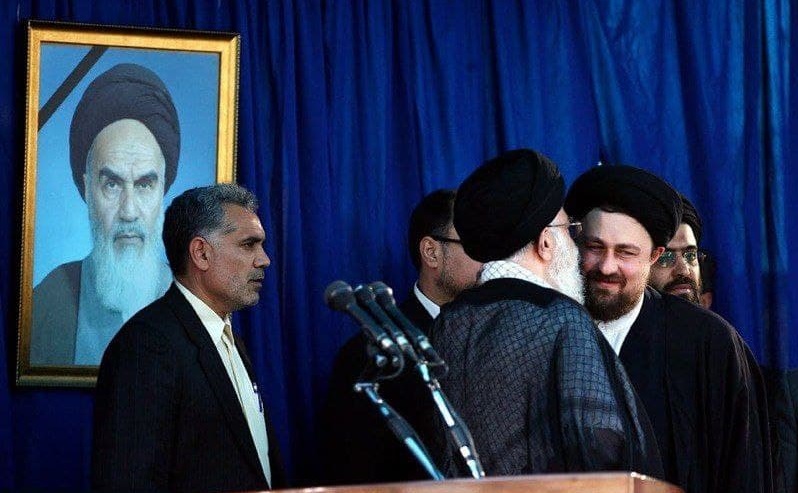تصمیم «قطعی» سیدحسن خمینی برای عدم کاندیداتوری در انتخابات ریاست جمهوری ۱۴۰۰/ سید یاسر خمینی: رهبر انقلاب کاندیداتوری او را به صلاح ندانستند؛ خواستند در شرایط فعلی به این عرصه ورود نکند تصمیم «قطعی» سیدحسن خمینی برای عدم کاندیداتوری در انتخابات ریاست جمهوری ۱۴۰۰/ سید یاسر خمینی: رهبر انقلاب کاندیداتوری او را به صلاح ندانستند؛ خواستند در شرایط فعلی به این عرصه ورود نکند