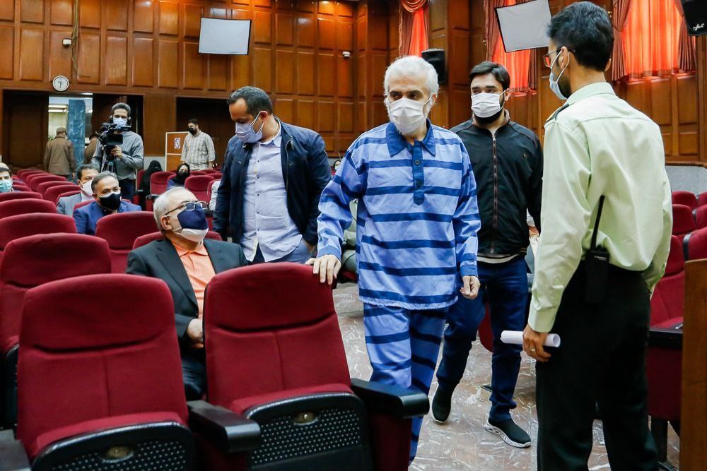 عباس عبدی: چرا کسانی که شاهد جرمهای حسن رعیت بودند و حرف نزدند، محاکمه نمی شوند؟