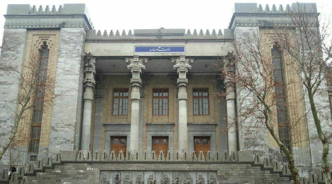 بیانیه وزارت خارجه ایران: برقراری همزمان آتش بس و رفع محاصره، زمینه را برای انجام گفت وگو فراهم می کند بیانیه وزارت خارجه ایران: برقراری همزمان آتش بس و رفع محاصره، زمینه را برای انجام گفت وگو فراهم می کند