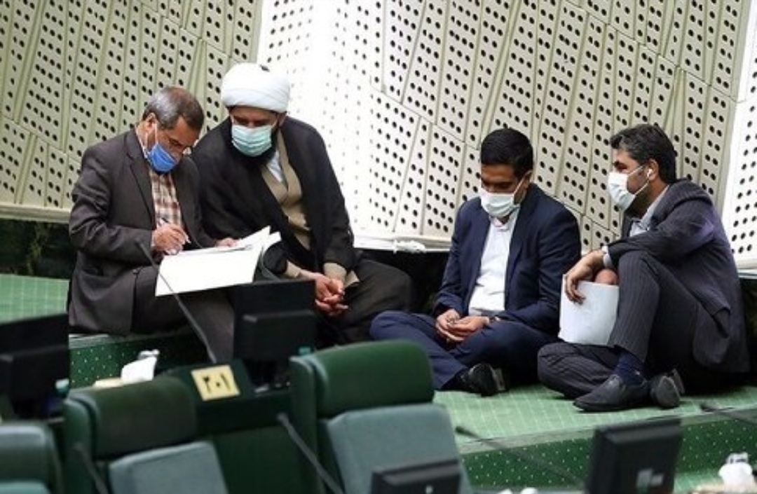 مقاله بلندبالای مجلس برای اینکه به مردم بگوید تحریم ها لغو شدنی نیست