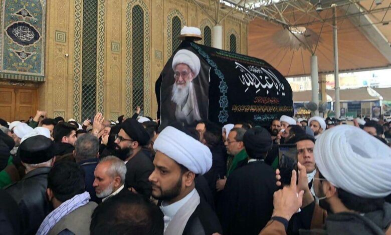 پیکر آیت الله صافی گلپایگانی در کربلا تشییع شد پیکر آیت الله صافی گلپایگانی در کربلا تشییع شد