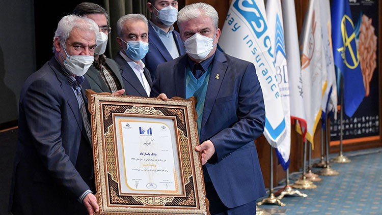 بانک پاسارگاد در میان 100 شرکت برتر ایران باز هم درخشید بانک پاسارگاد در میان 100 شرکت برتر ایران باز هم درخشید