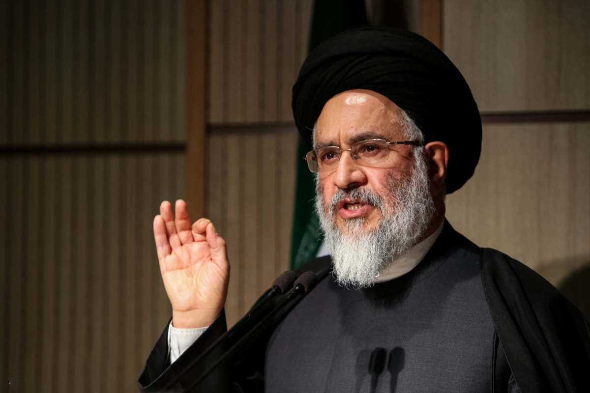 محقق داماد: اولین وظیفه مملکت دار مصالح ملی است؛ مصالح ملی مشخص می کند که با کجا تماس برقرار شود و به چه کسی تبریک گفته شود / کشوری که دانش افزایش ثروت ندارد، بدبخت است محقق داماد: اولین وظیفه مملکت دار مصالح ملی است؛ مصالح ملی مشخص می کند که با کجا تماس برقرار شود و به چه کسی تبریک گفته شود / کشوری که دانش افزایش ثروت ندارد، بدبخت است