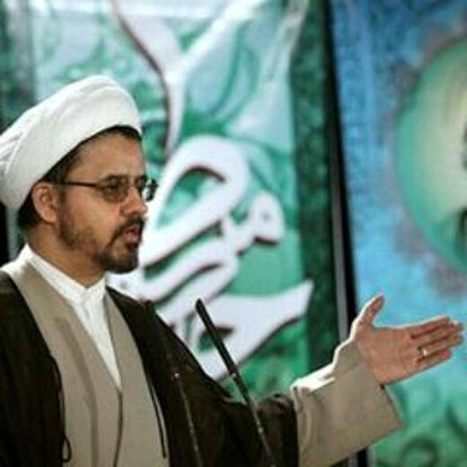 محمد مطهری: چرا از روحانیونی که با ماسک نزدن، مردم را آزار می دهند انتقاد نمی کنید؟ محمد مطهری: چرا از روحانیونی که با ماسک نزدن، مردم را آزار می دهند انتقاد نمی کنید؟