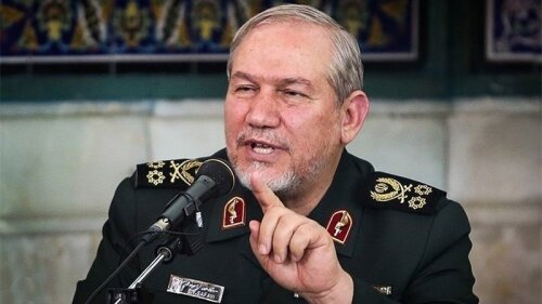 سرلشکر صفوی : نگاه به شرق و همسایگان در توسعه کلید راهگشای اقتصاد ایران است
