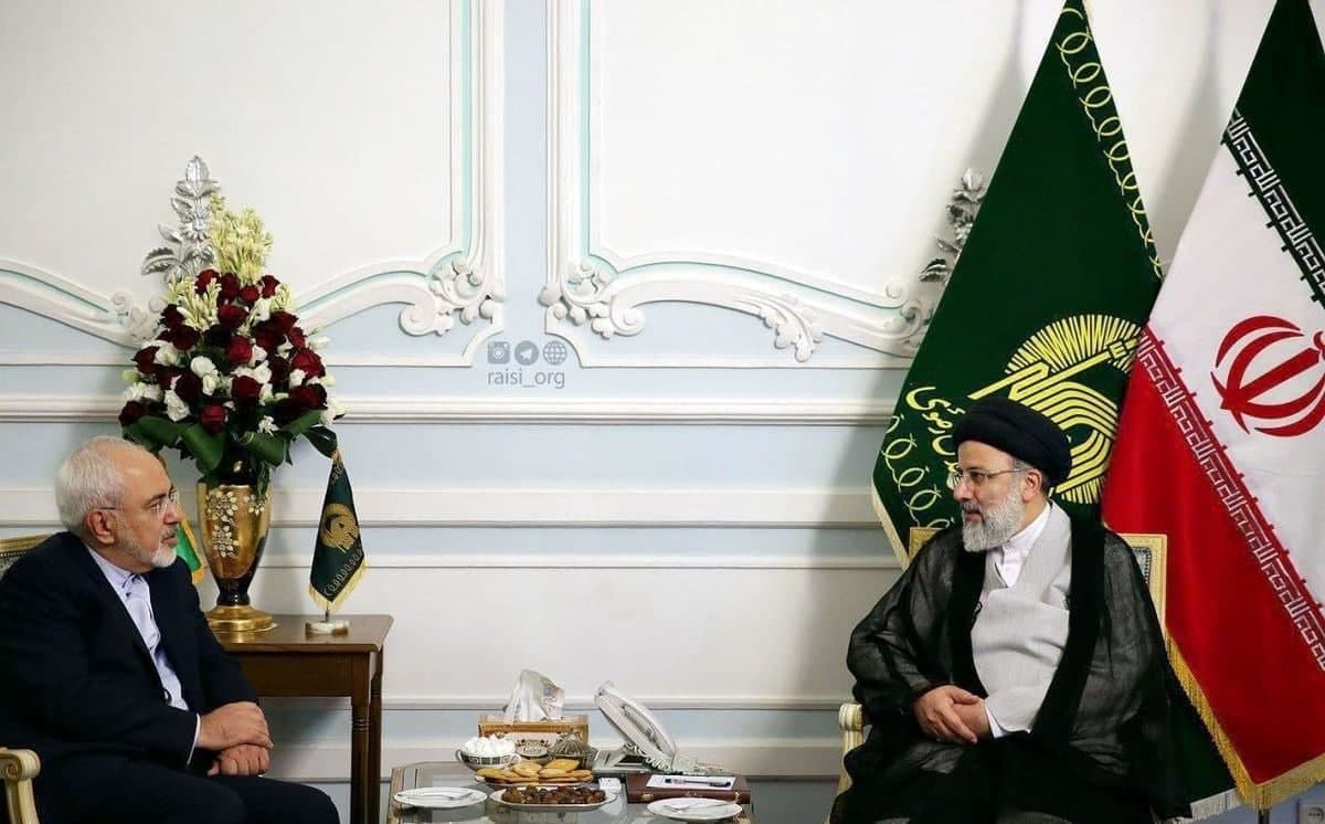خطیبزاده: ظریف امروز با رئیسی دیدار کرد / در این دیدار، گفتوگوهایی در حوزه برجام و سیاست خارجی انجام شد خطیبزاده: ظریف امروز با رئیسی دیدار کرد / در این دیدار، گفتوگوهایی در حوزه برجام و سیاست خارجی انجام شد