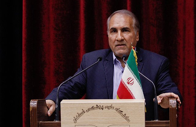 رونق اقتصادی در کوران اقتصادی/ شهردار اصفهان:در بدترین شرایط، یک روز هم پروژه ها را متوقف نکردیم رونق اقتصادی در کوران اقتصادی/ شهردار اصفهان:در بدترین شرایط، یک روز هم پروژه ها را متوقف نکردیم
