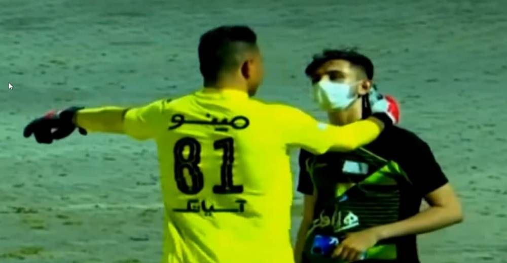 اعتراض باشگاه پرسپولیس نسبت به اتفاقات دیدار با ماشین سازی: فردی معلومالحال به عنوان توپ جمعکن انتخاب شده بود اعتراض باشگاه پرسپولیس نسبت به اتفاقات دیدار با ماشین سازی: فردی معلومالحال به عنوان توپ جمعکن انتخاب شده بود