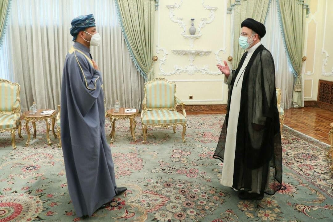نخستین دیدار خارجی رئیسی&zwnj;، در مقام ریاست&zwnj; جمهوری با وزیر خارجه عمان / رئیسی: حضور بیگانگان در منطقه هیچ ثمره ای ندارد