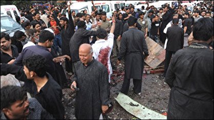 اقدام تروریستی علیه عزاداران حسینی در پاکستان / ۲۵ نفر زخمی شدند اقدام تروریستی علیه عزاداران حسینی در پاکستان / ۲۵ نفر زخمی شدند