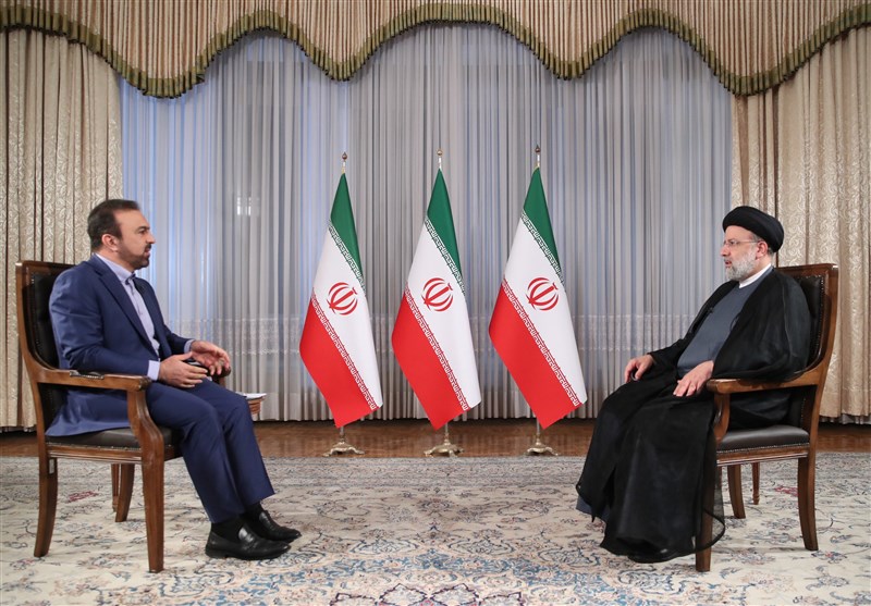 رئیسی: تولید داخلی واکسن کفاف نیاز جامعه را نمی&zwnj;داد / درمورد شرایط اقتصادی، روزنه&zwnj;های بسیار امیدوارکننده&zwnj;ای می&zwnj;بینم / زمینه صادرات در حال فراهم شدن است / ساخت یک میلیون واحد مسکن، کف خواسته ماست / گفت&zwnj;وگوی نتیجه&zwnj;محور را دنبال می&zwnj;کنیم تا با رفع تحریم&zwnj;ها زندگی مردم رونق بگیرد