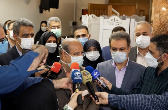 افتتاح مرکز واکسیناسیون کووید 19 بانک ملت با حضور فرمانده عملیات مدیریت کرونا استان تهران