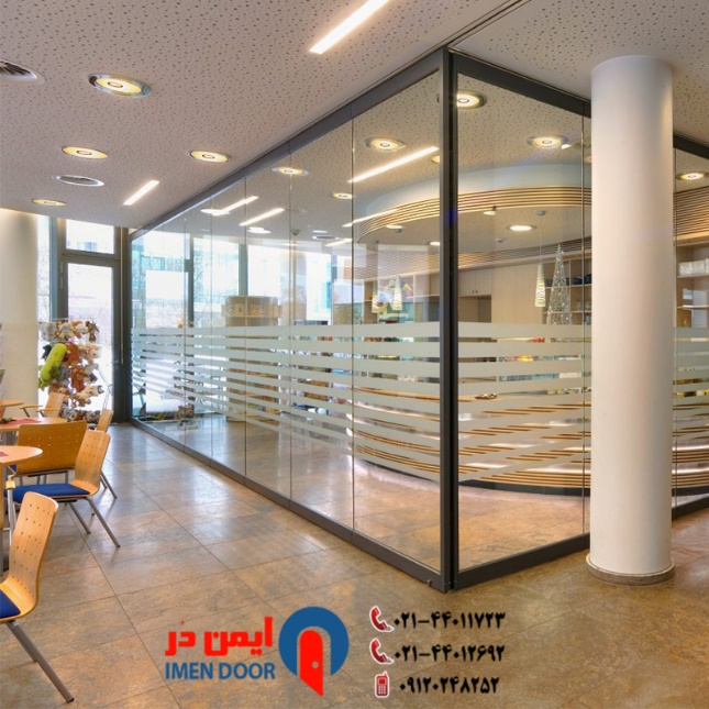 نصب پارتیشن شیشه ای با فریم های ارزان