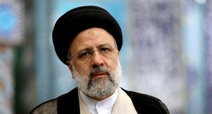 رئیس جمهوری: پیام شهیدان این است که نگذاریم اطاعت از رهبری و آرمان های انقلاب در جامعه کمرنگ شود رئیس جمهوری: پیام شهیدان این است که نگذاریم اطاعت از رهبری و آرمان های انقلاب در جامعه کمرنگ شود