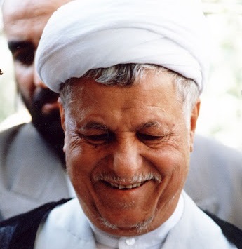 خاطرات آیت الله هاشمی رفسنجانی، ۱۰ آبان ۱۳۷۷: به &laquo;جمعیت ایثارگران&raquo; نصیحت کردم که خشک و تنگ&zwnj;نظر نباشند