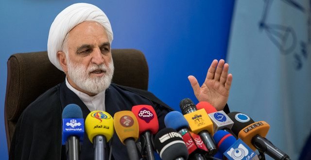 انتقاد اژه ای از برخی رفتارها در طرد بعضی افراد از قطار انقلاب: باید راه را برای افرادی که بدون توبه حاضرند در چارچوب قانون خدمت کنند هموار کنیم