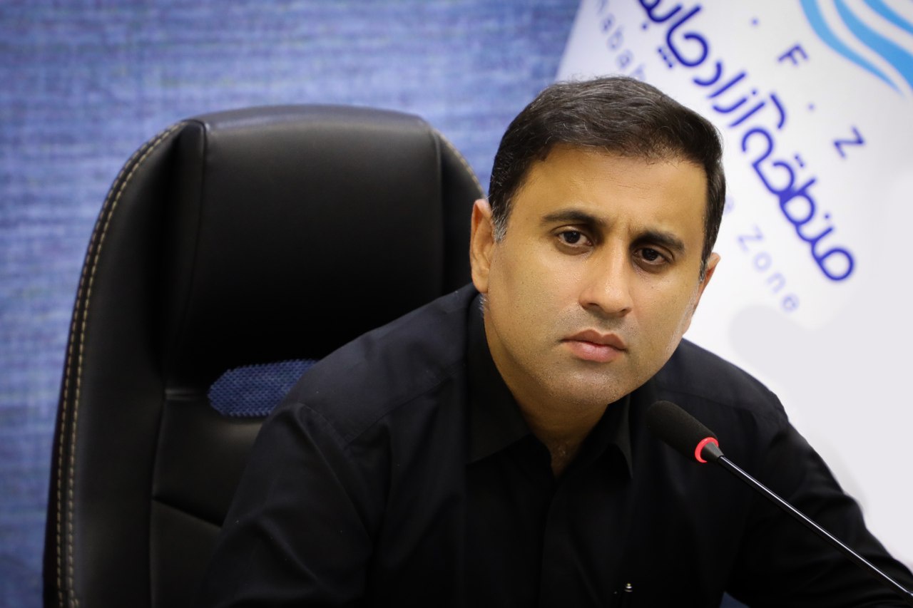 نمایندگان مجلس چقدر کتاب میخوانند؟ / صدیف بدری: کتابهای مرتبط با طرحها و لوایح را میخوانم / رحمتالله فیروزی: در فضای مجازی صحبتهای فرهنگی و علمی را دنبال میکنم / ابوالفضل ابوترابی: فرصت مطالعه کتاب ندارم، گزارش میخوانم / قدرت الله حمزه: نام آخرین کتابی را که خواندم به یاد ندارم / حسین جلالی: پیدا کردن وقت مطالعه برای نمایندگان دشوار است نمایندگان مجلس چقدر کتاب میخوانند؟ / صدیف بدری: کتابهای مرتبط با طرحها و لوایح را میخوانم / رحمتالله فیروزی: در فضای مجازی صحبتهای فرهنگی و علمی را دنبال میکنم / ابوالفضل ابوترابی: فرصت مطالعه کتاب ندارم، گزارش میخوانم / قدرت الله حمزه: نام آخرین کتابی را که خواندم به یاد ندارم / حسین جلالی: پیدا کردن وقت مطالعه برای نمایندگان دشوار است