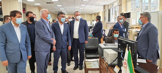 مدیرعامل بانک ملی: رضایت «عموم مردم»، محور سیاست گذاری جدید برای اداره بانک است مدیرعامل بانک ملی: رضایت «عموم مردم»، محور سیاست گذاری جدید برای اداره بانک است