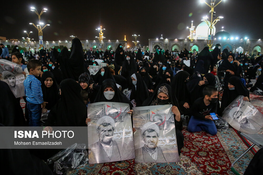 تصاویر: وداع با پیکر شهید حجت&zwnj;الاسلام محمد اصلانی در حرم رضوی