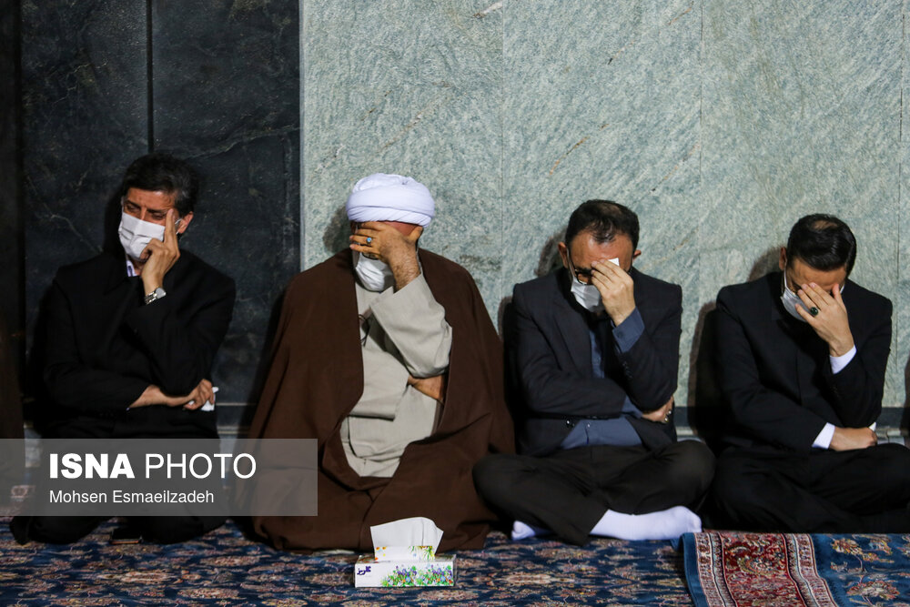 تصاویر: وداع با پیکر شهید حجت&zwnj;الاسلام محمد اصلانی در حرم رضوی